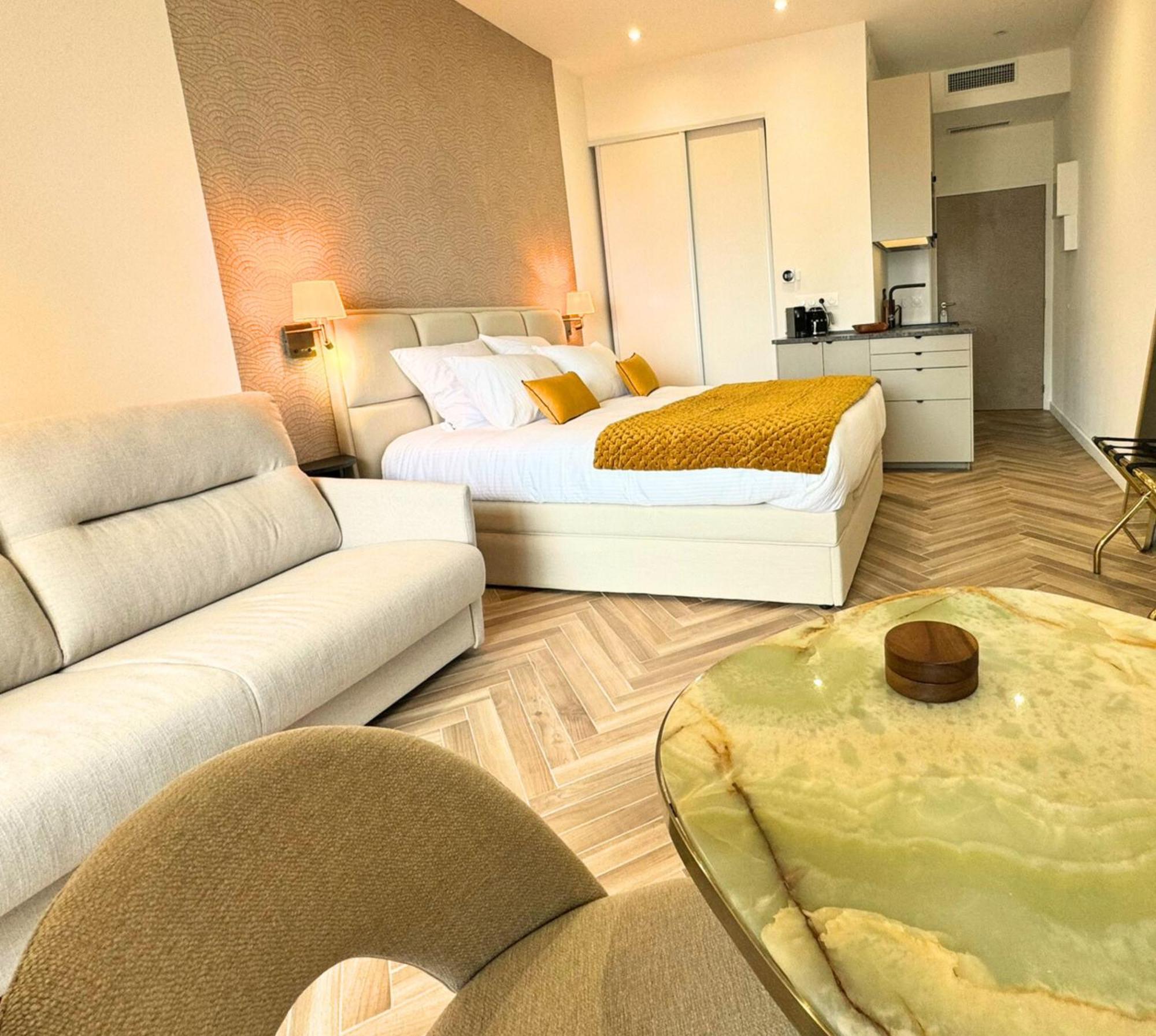 Monaco Border Luxury Suite - Sea View - Pool Beausoleil Eksteriør billede